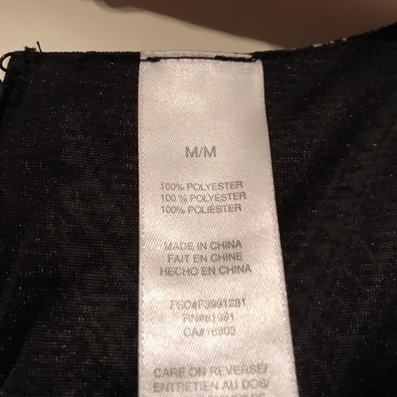 —SOLD——-. 👗 - Picture 4 of 8